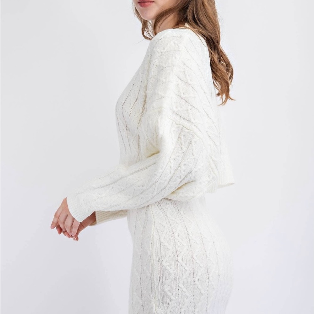 White cable knit sweater set